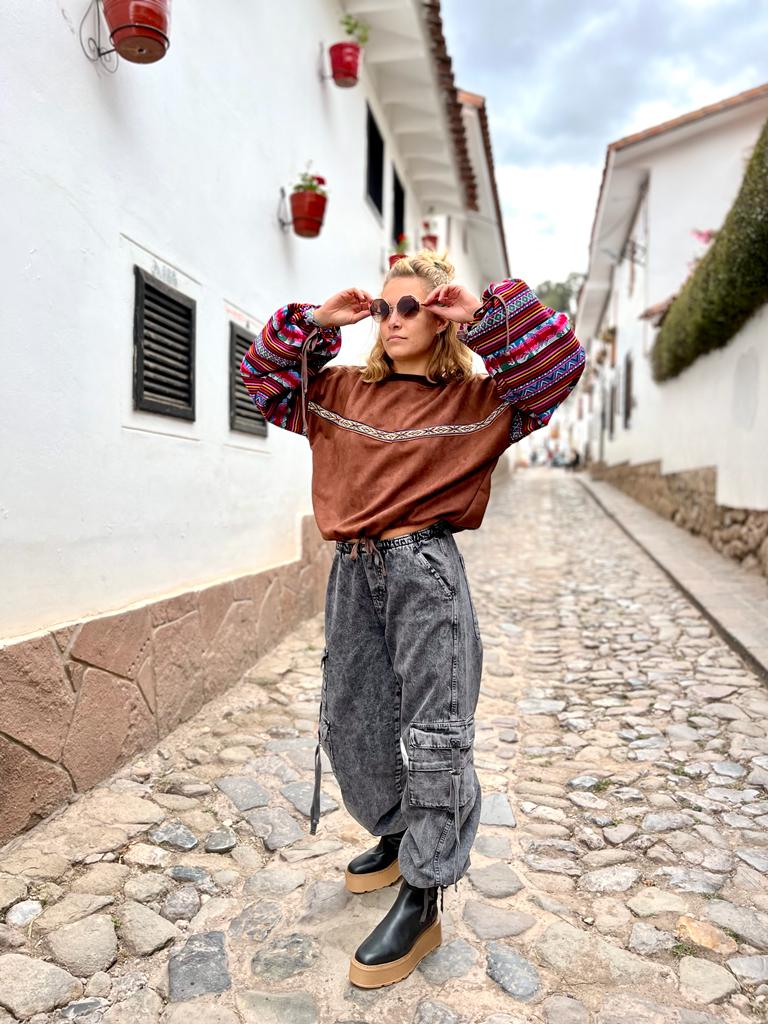 POLERA“URPI”