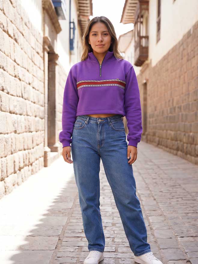 CATCA ½ CROP CLOSURE T-SHIRT