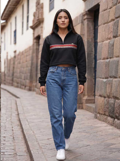 CATCA ½ CROP CLOSURE T-SHIRT